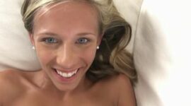 porno amateur francais Vacances Mouvementées Chez Le Coiffeur Pour La Lesbo Blonde!